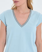Tee-shirt col V bleu ciel_1