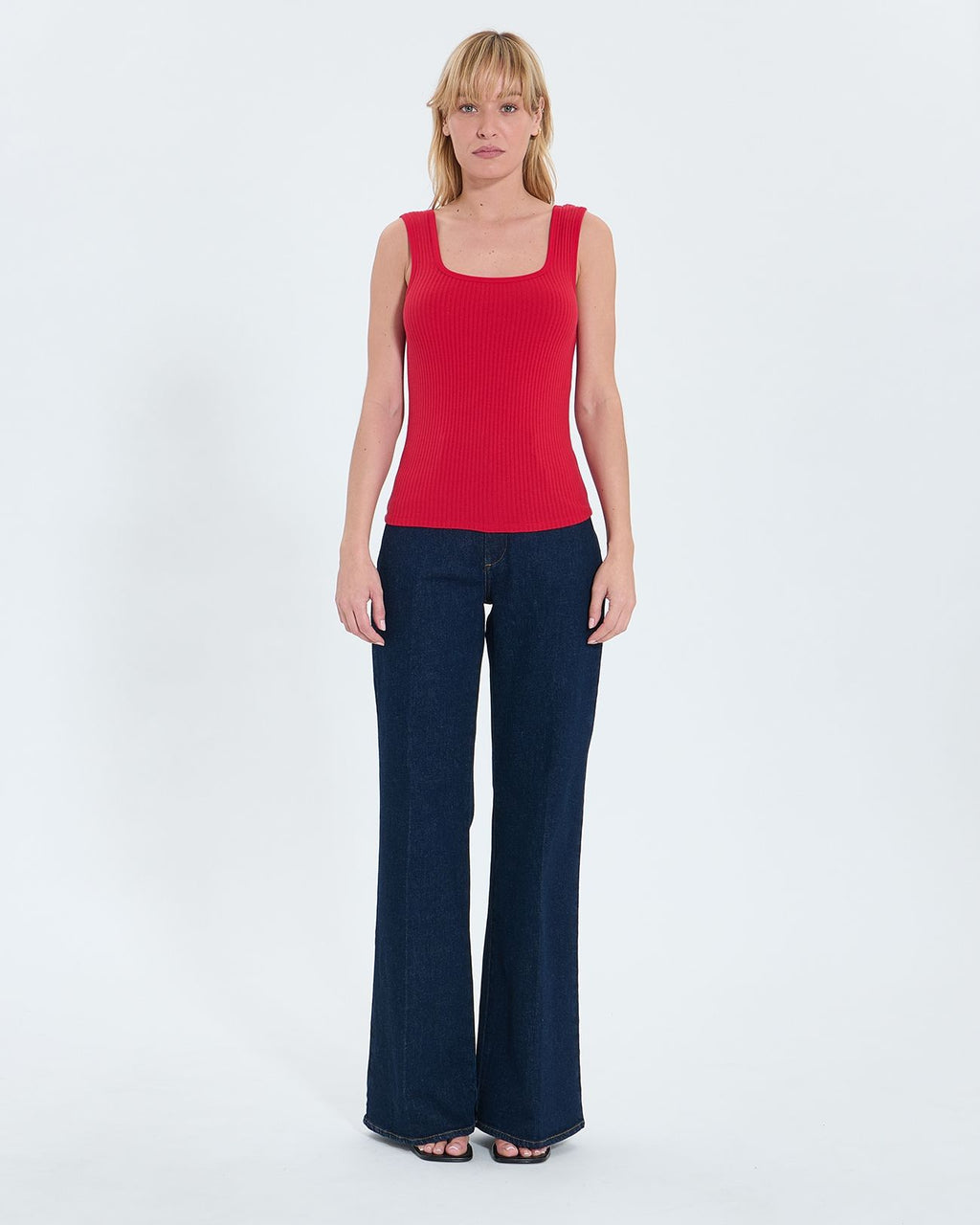 Débardeur en maille rouge_4