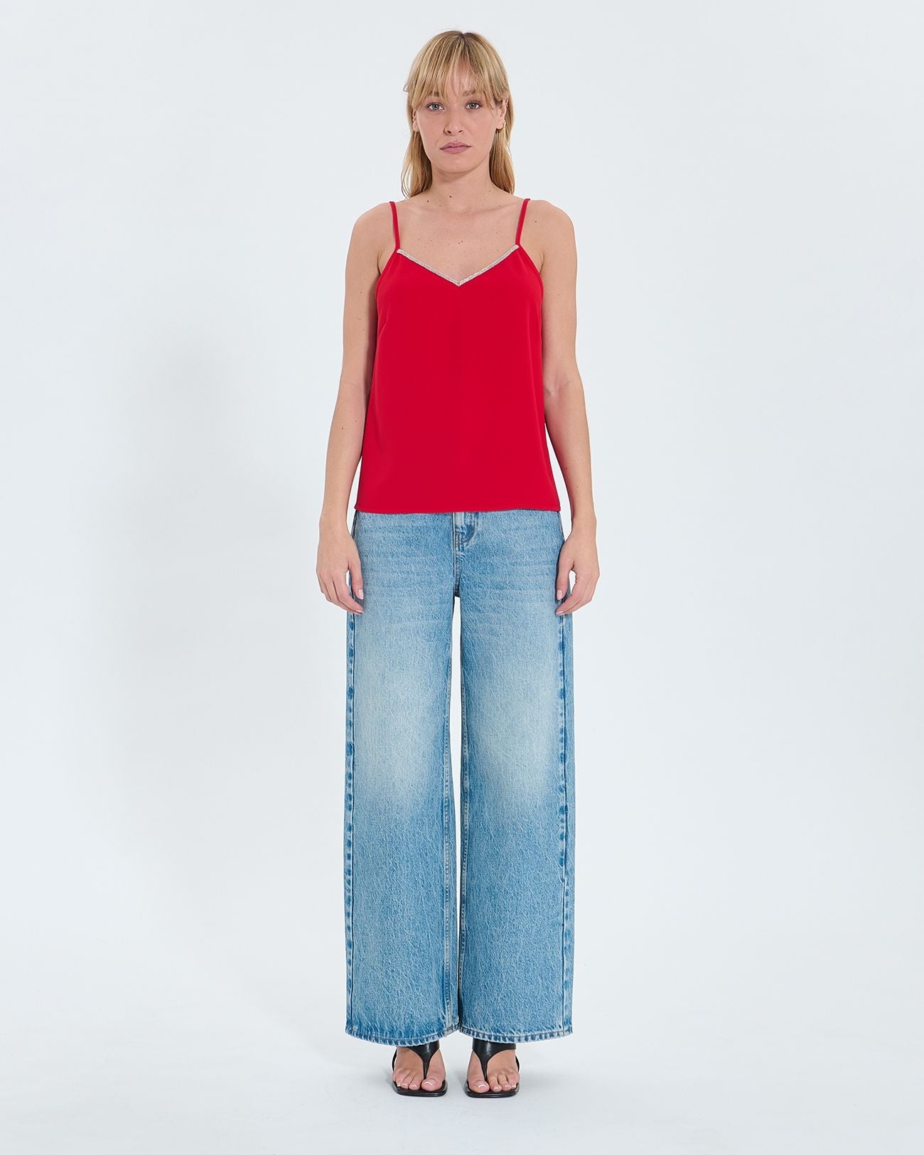 Camiseta sin mangas roja_4