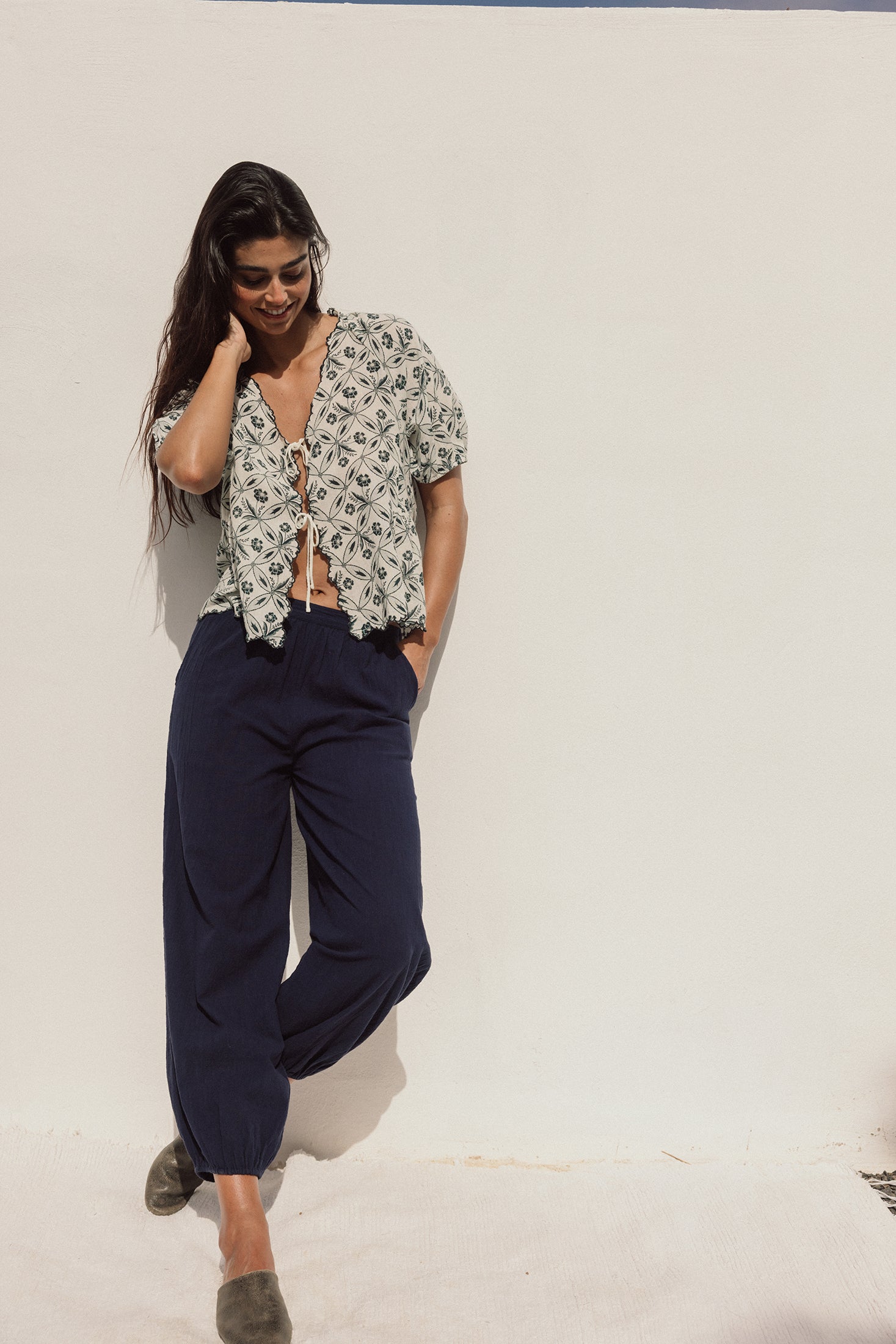 Vintage Print Tie-Front Shirt - Charcoal