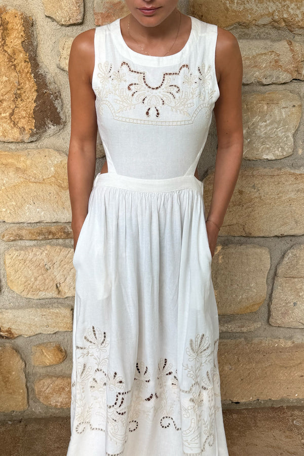 Vestido con Detalles Bordados - Crudo
