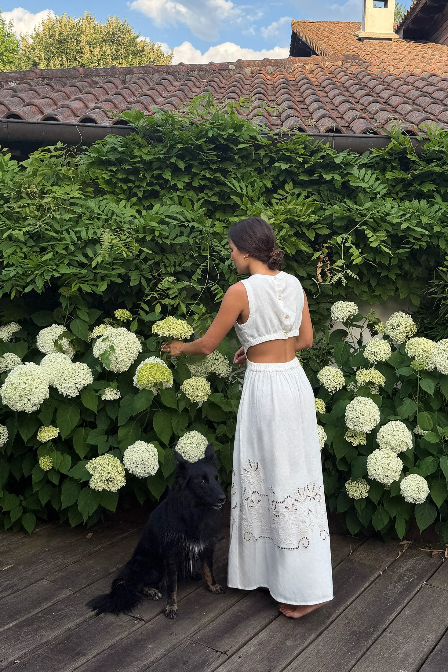 Vestido con Detalles Bordados - Crudo