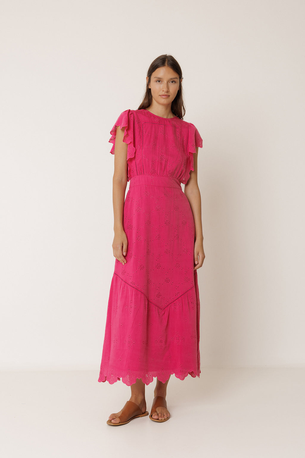 Vestido Largo con Bordado Schiffli - Fresa