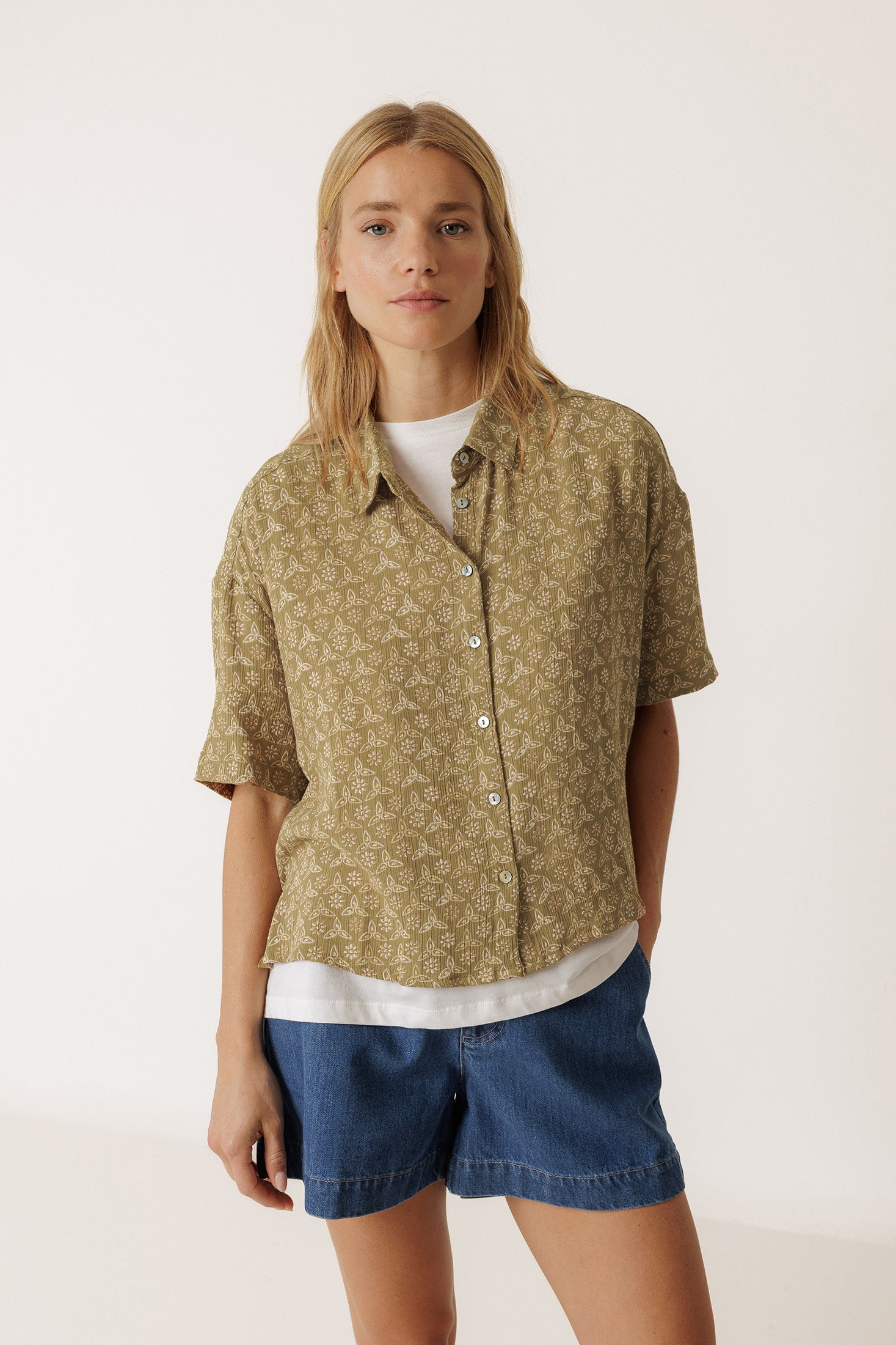 Camisa Oversize con Estampado Blockprint - Caqui