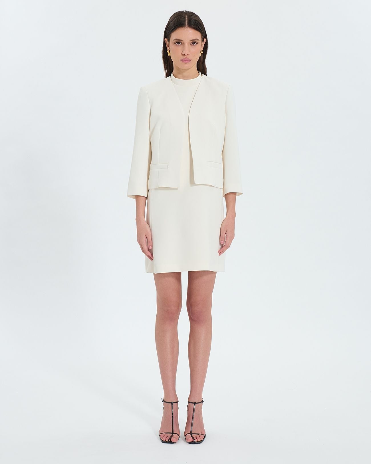 Chaqueta corta de crepe crudo_2