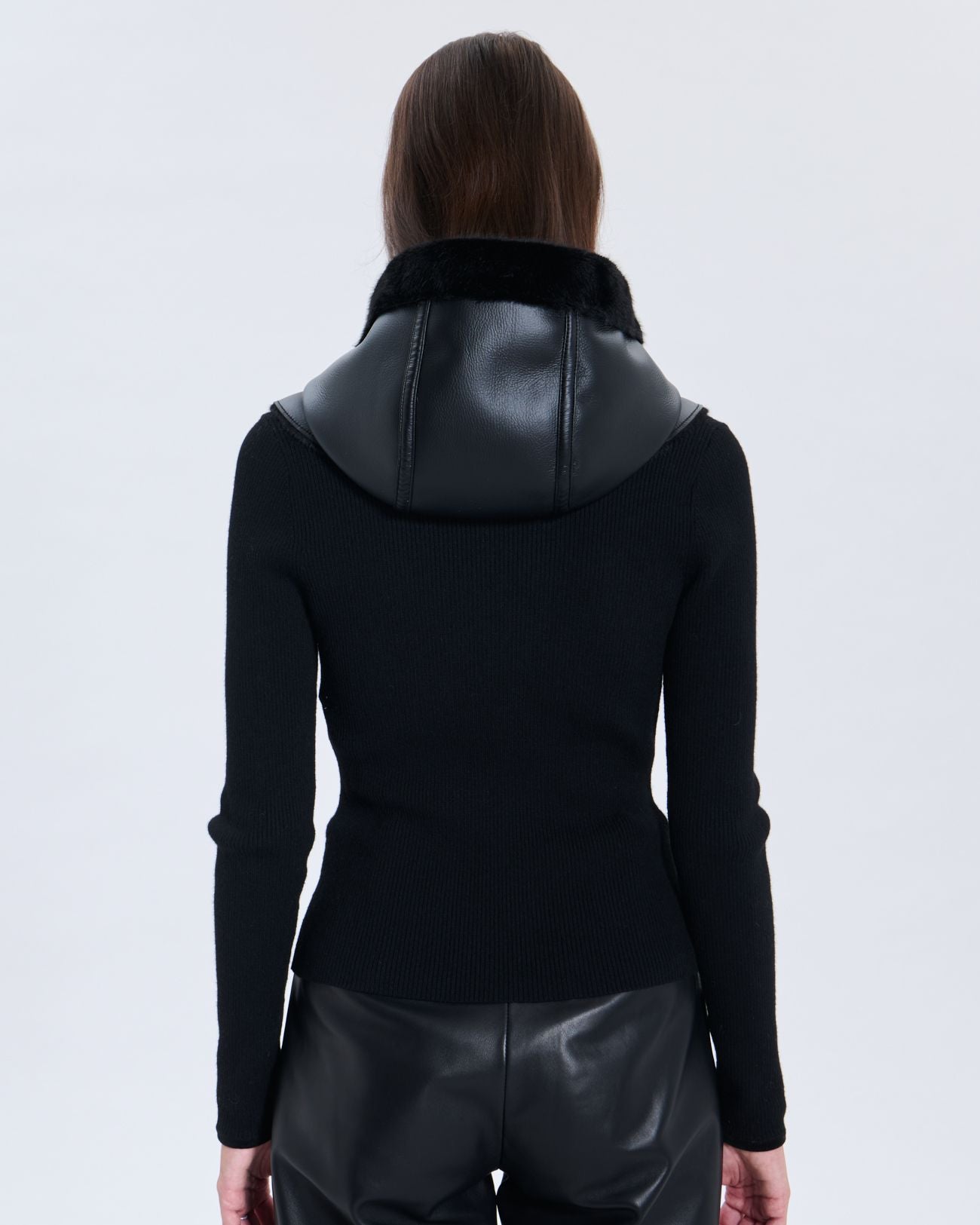 Black Capu Hood_4