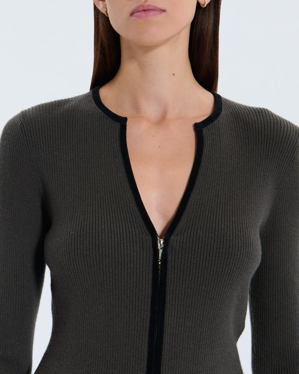 Noun khaki vest_2