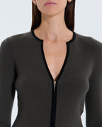 Noun khaki vest_2