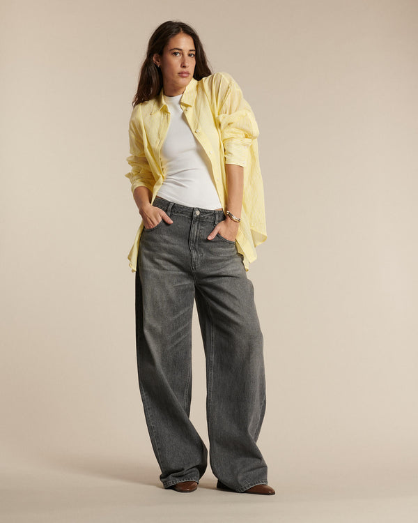 Jeans anchos en denim gris medio 100% algodón con corte boyfriend relajado, ideales para mujer, cómodos y aptos para todas las morfologías.