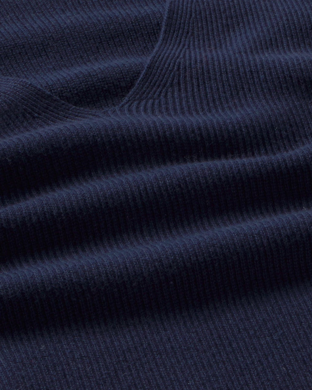 Blauer Kaschmirpullover Aloma nachhaltig Silhouette - 2