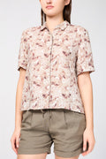 Short-Sleeved Linen Shirt with Palm Leaf Print - Nutmeg - Women