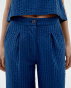 Pantalón azul seersucker Manolita sostenible-3