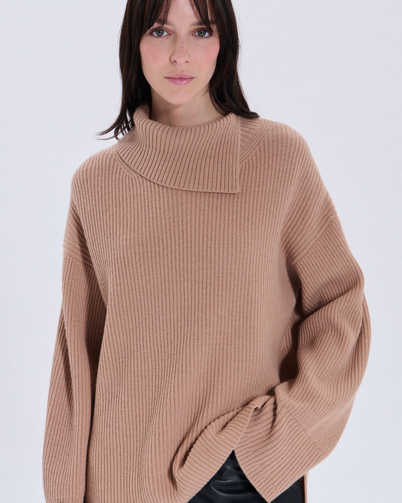 Peru sweater camel_2