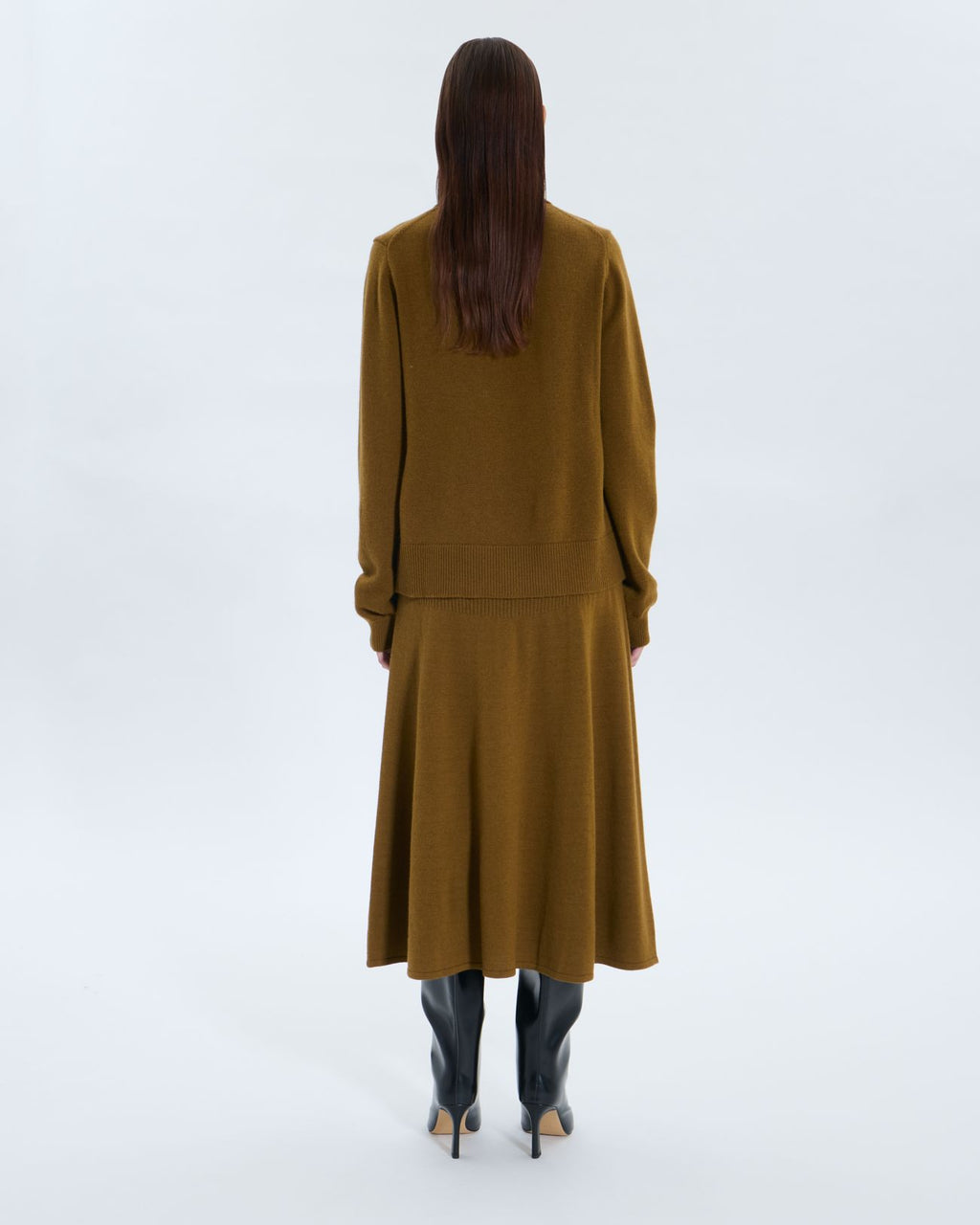 Pull Namba olive_3