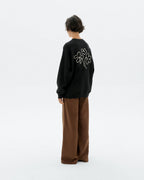 Sudadera oversize bordada a mano flor Jimena sostenible - 4