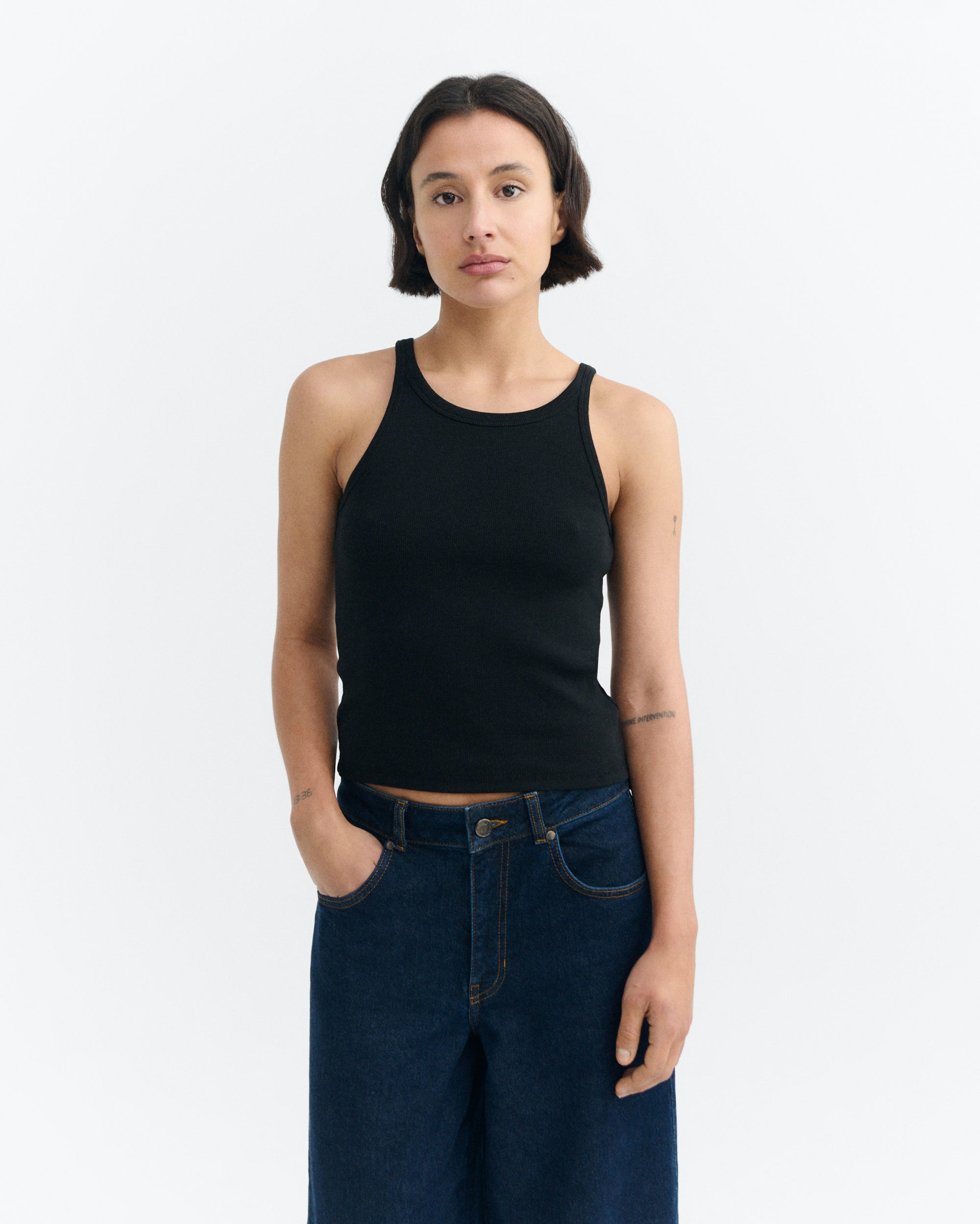 Top black halter Harriet sostenible - 2