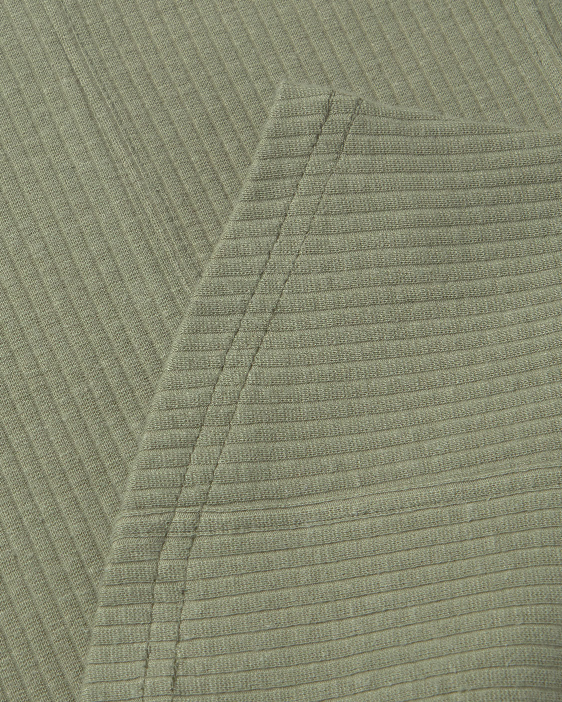 Top green hemp Nadia sostenible silueta - 2
