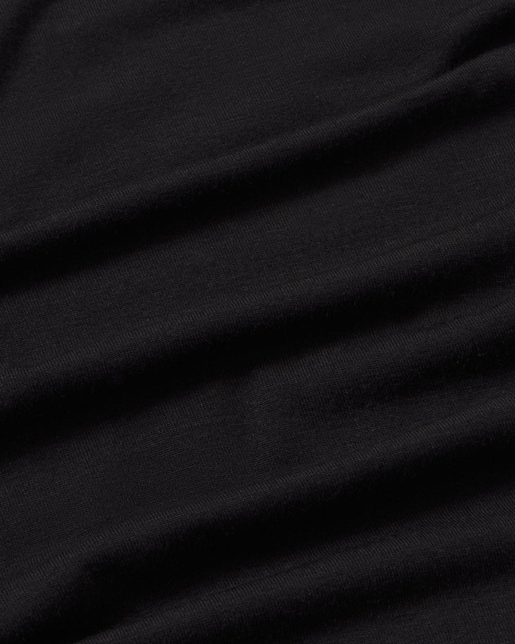 Czarny tank top ze zrównoważonego kaszmiru sylwetka - 2