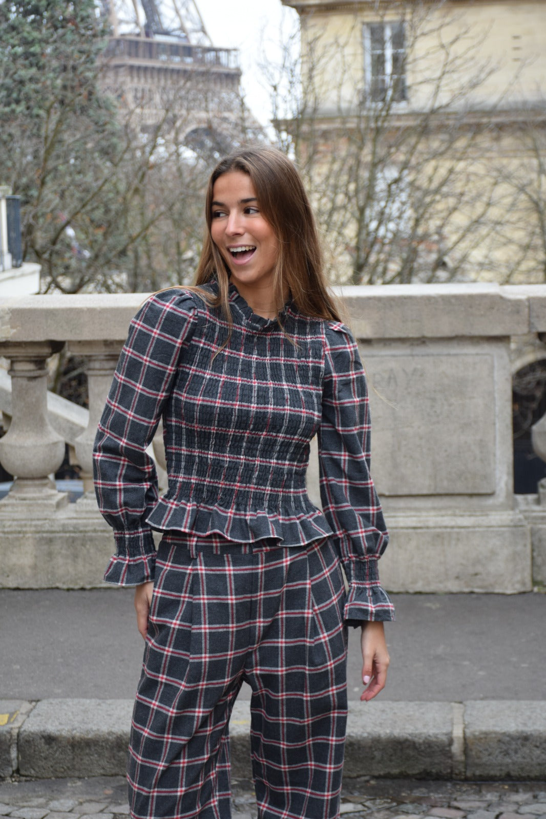 Chía Alia Gray And Red Check Shirt