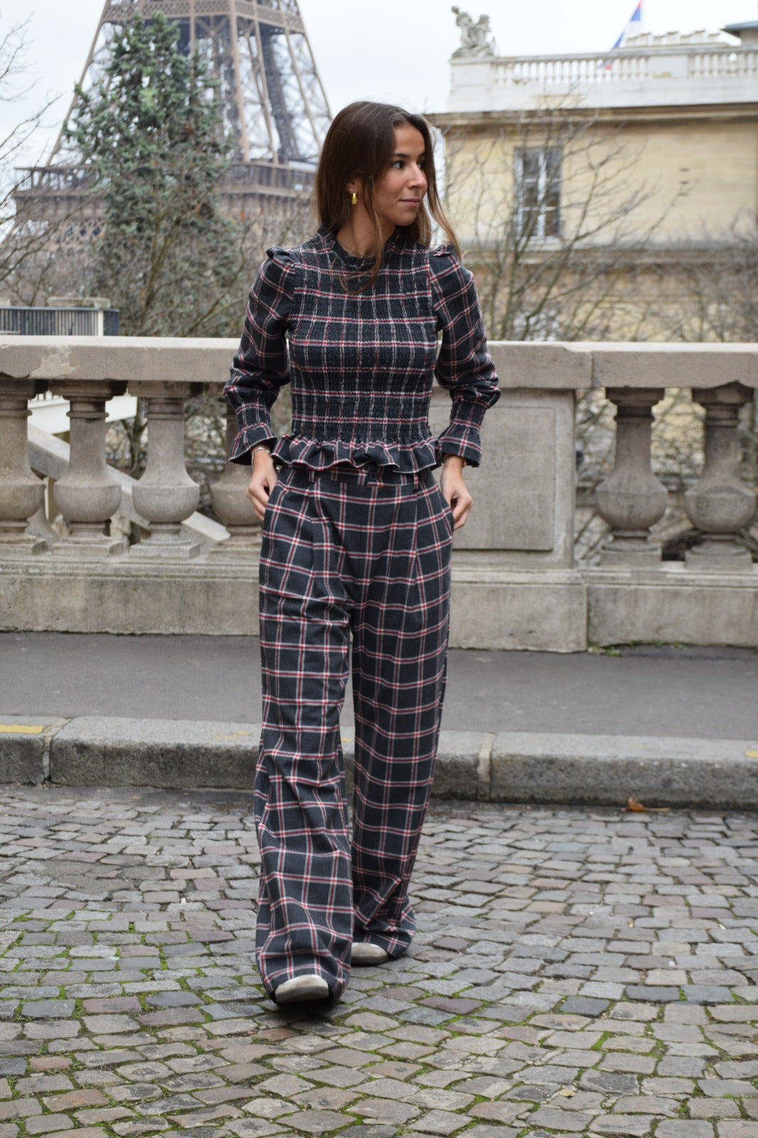 Chía Alia Gray And Red Check Shirt