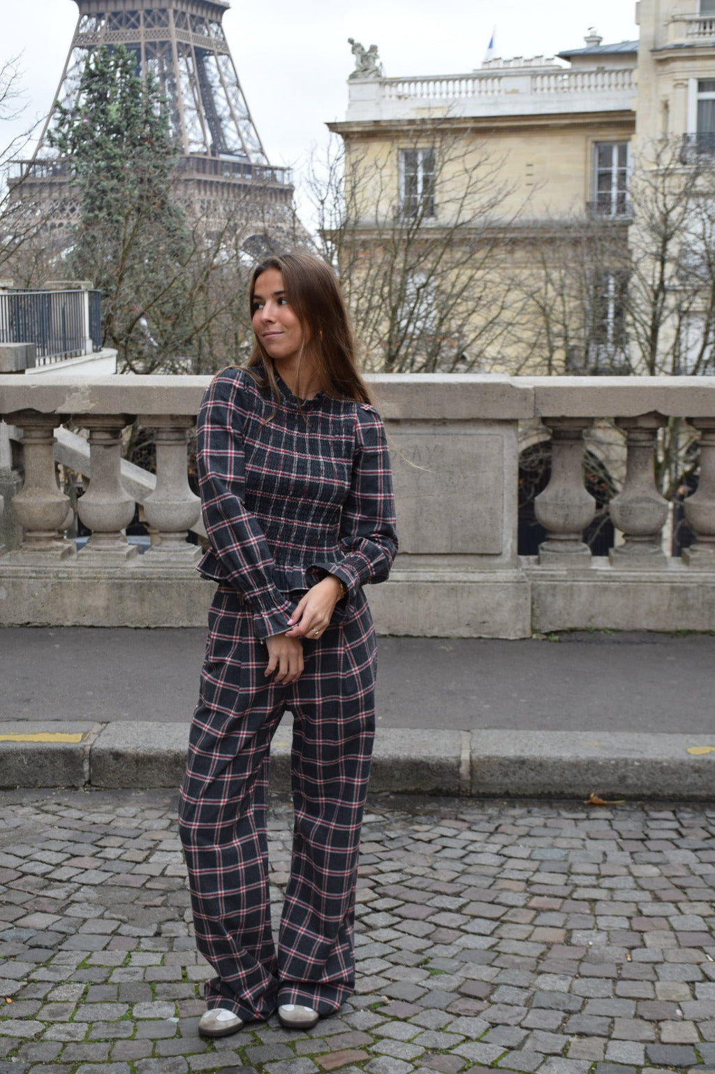 Chía Alia Gray And Red Check Shirt