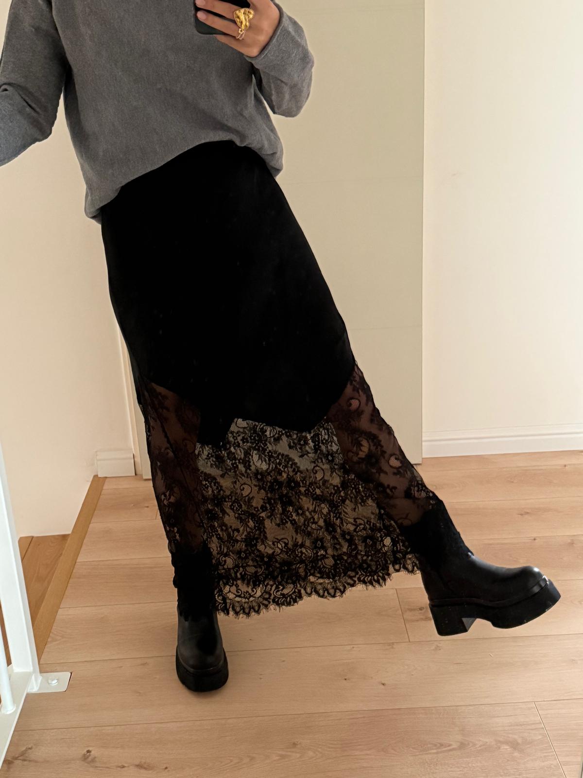 Sola skirt