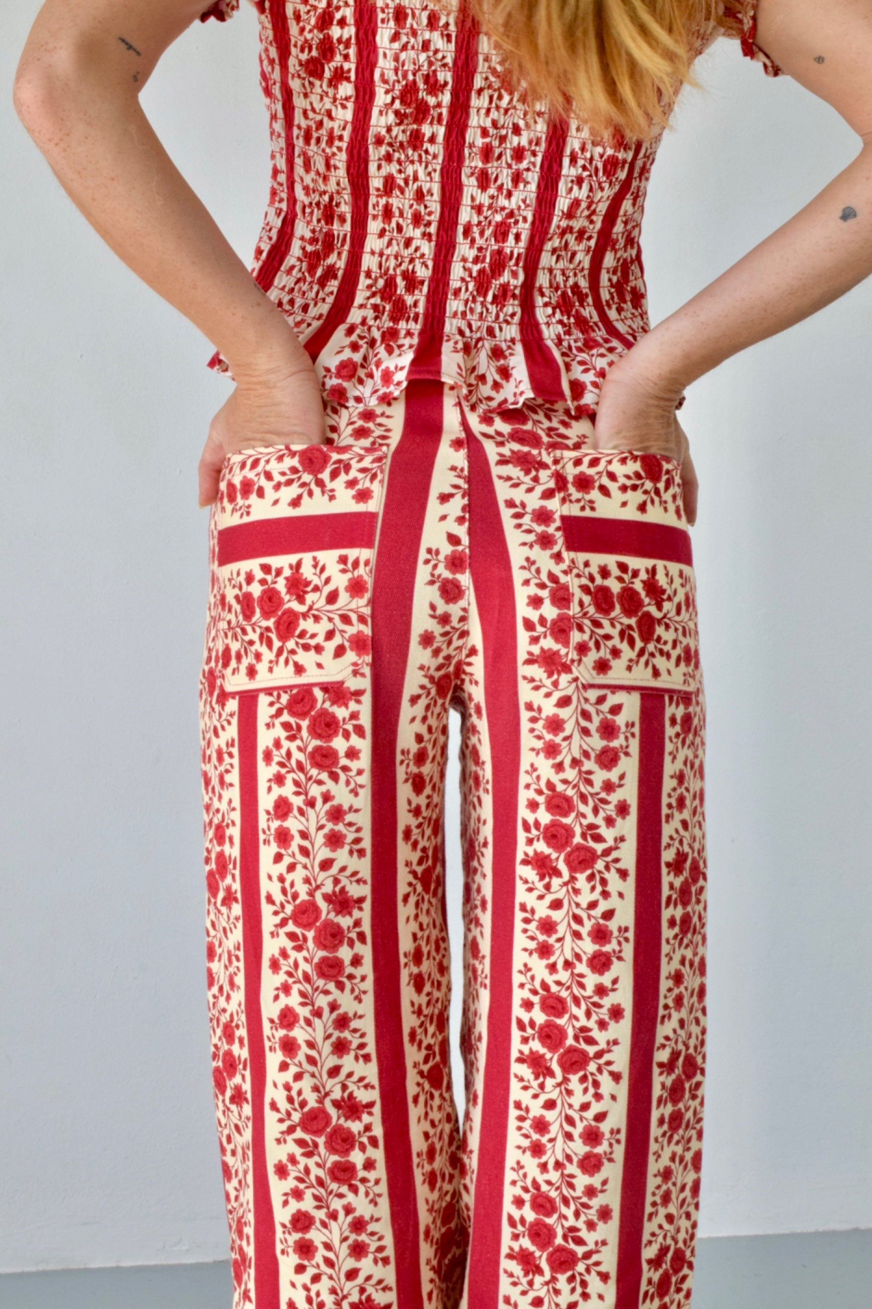Jean Valeria Flowers Red
