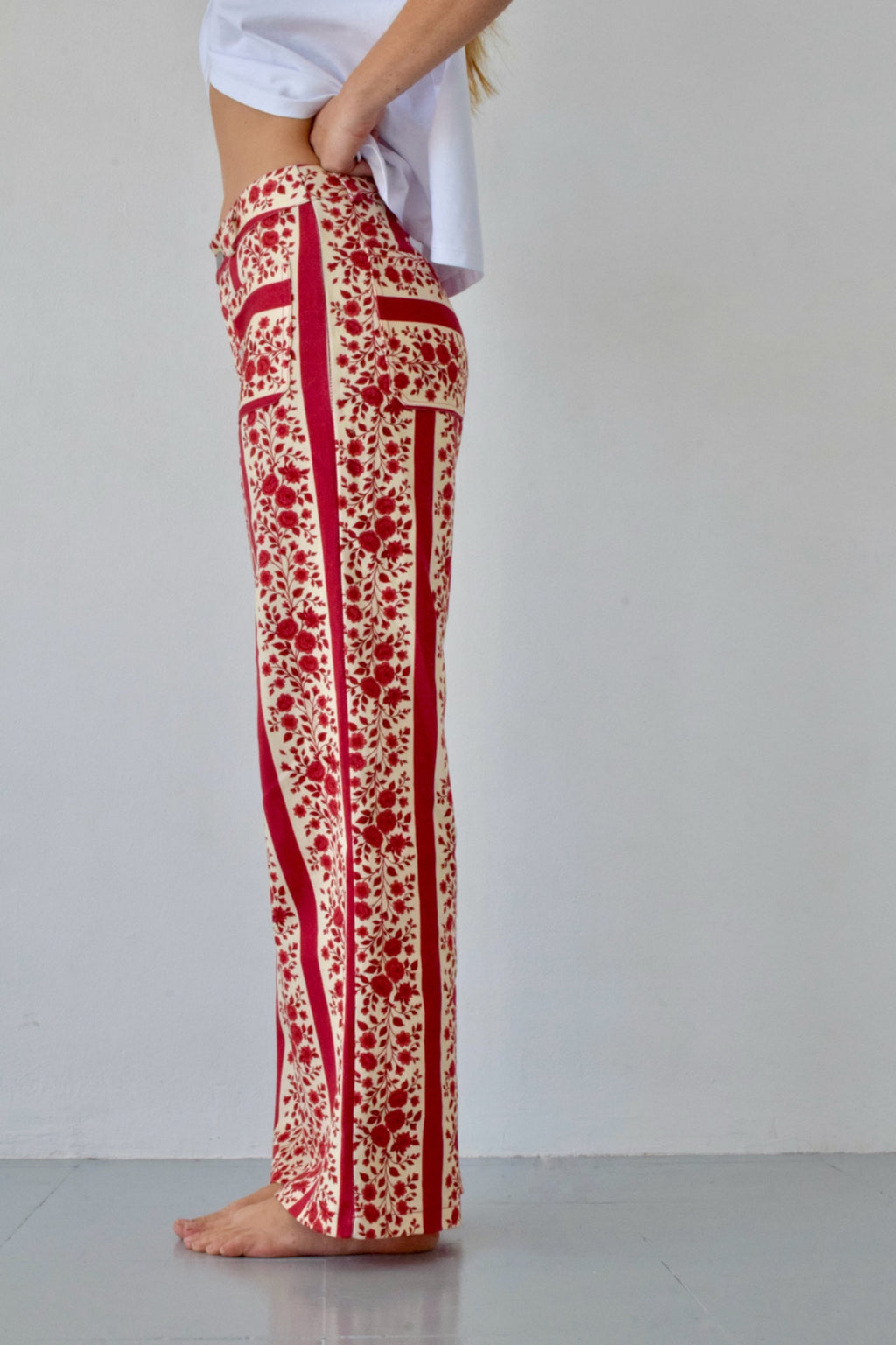 Jean Valeria Flowers Red