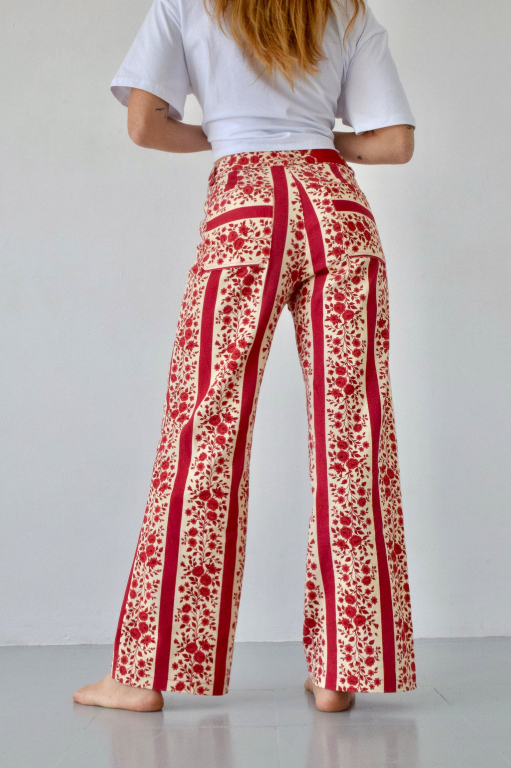 Jean Valeria Flowers Red