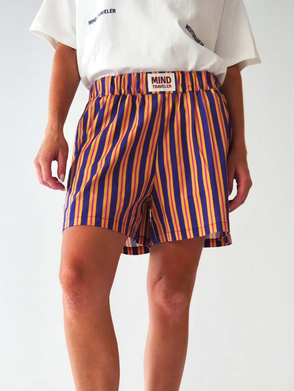 Shorts de flores mediterráneas