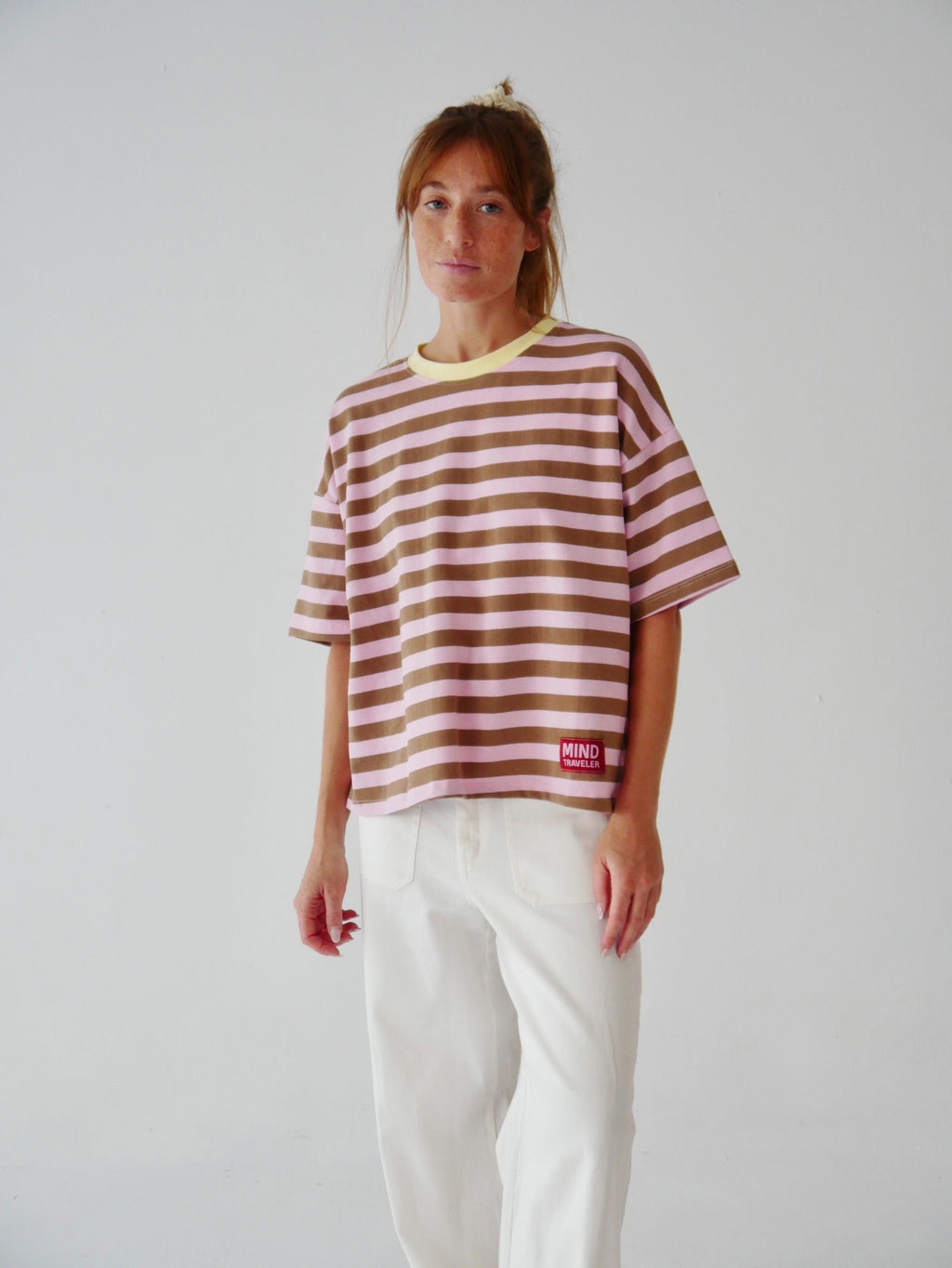 Camiseta Nunu marrón y rosa