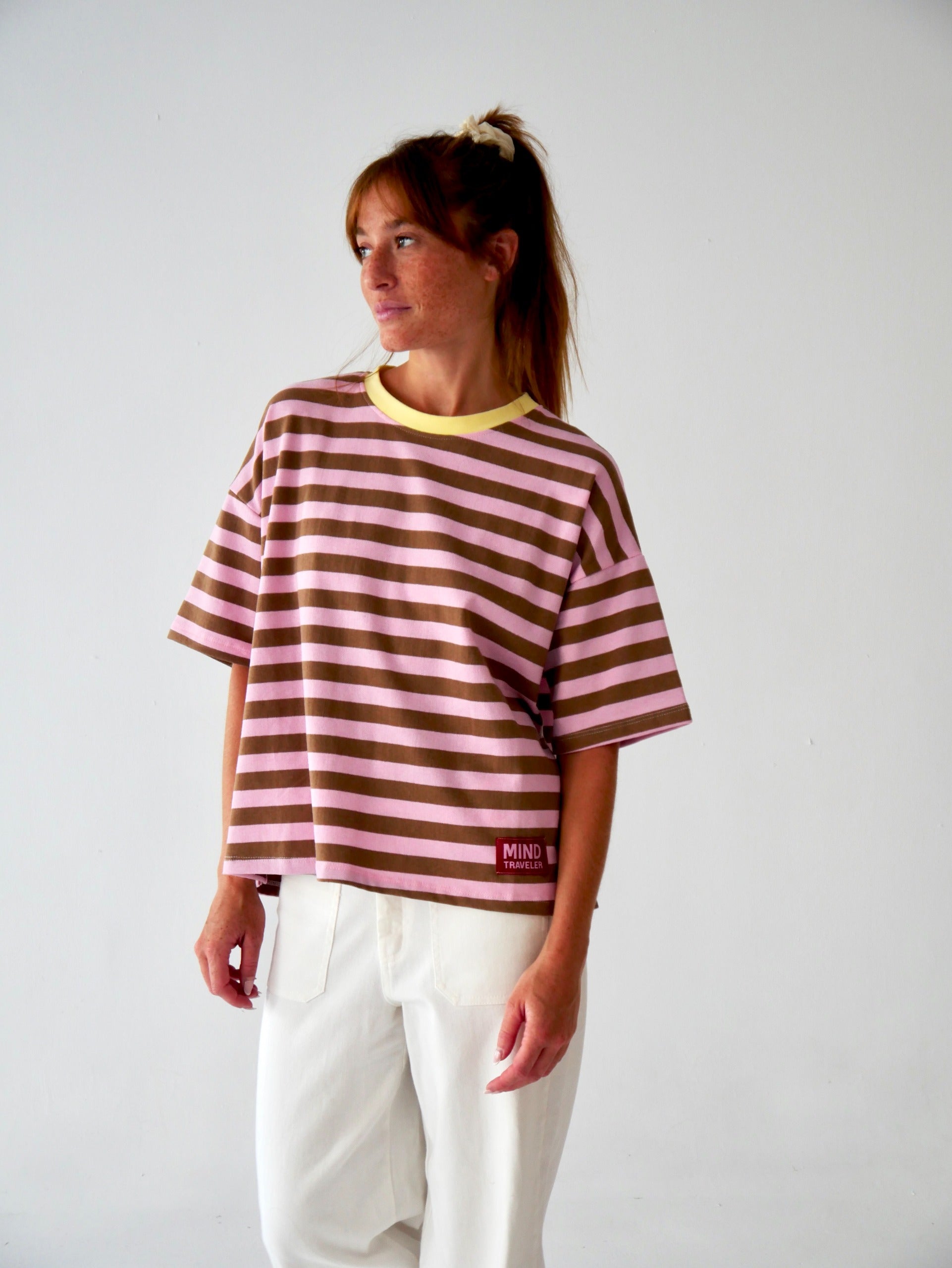 Camiseta Nunu marrón y rosa