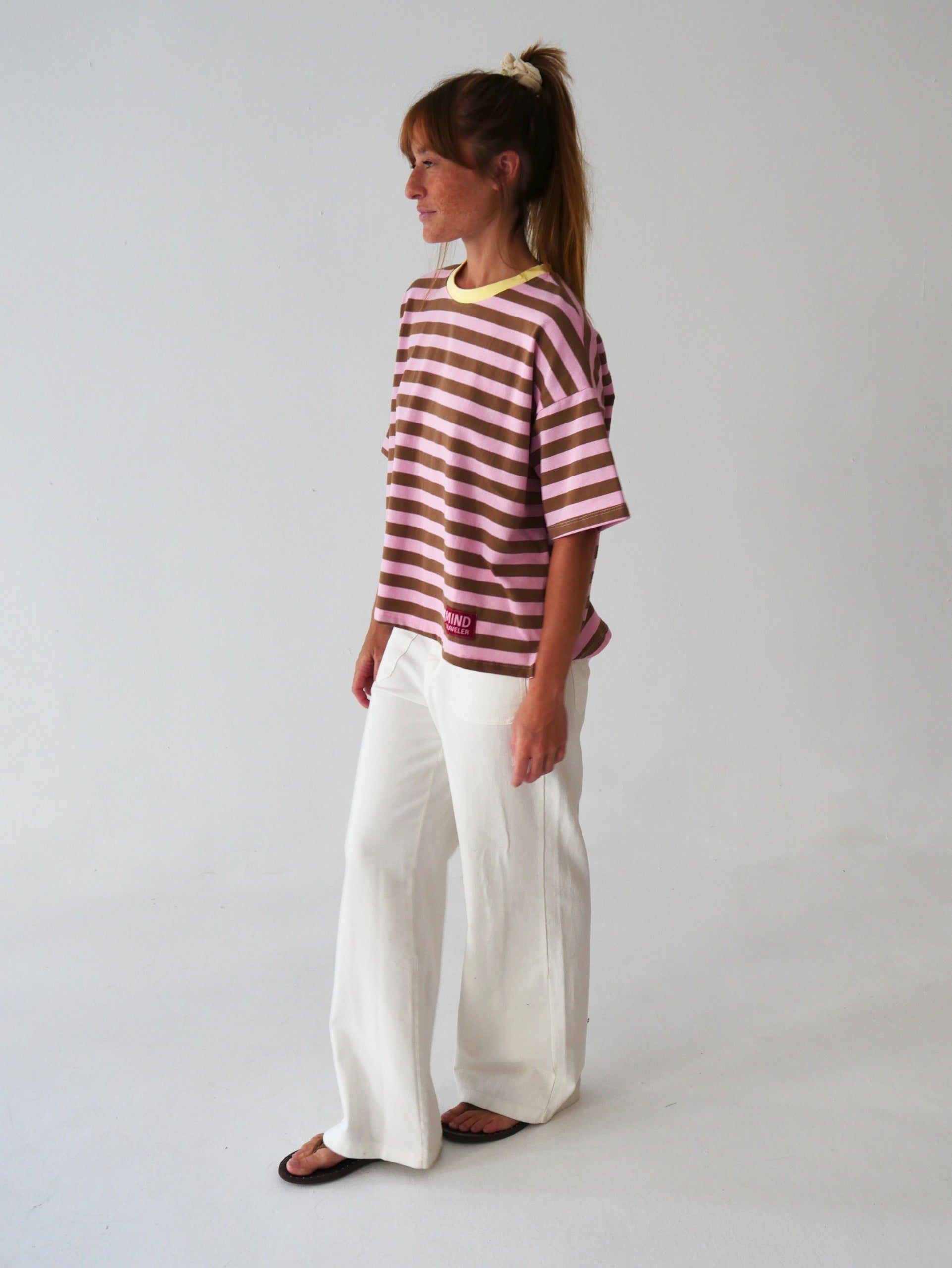 Camiseta Nunu marrón y rosa