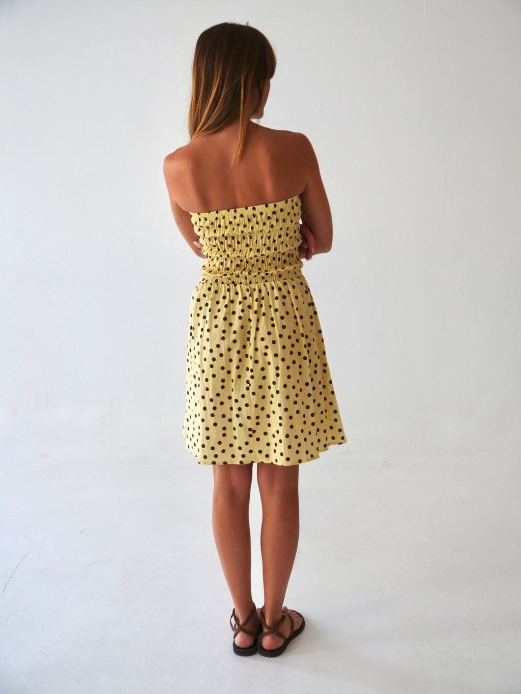 Vestido Corto Emily de Lunares Amarillo