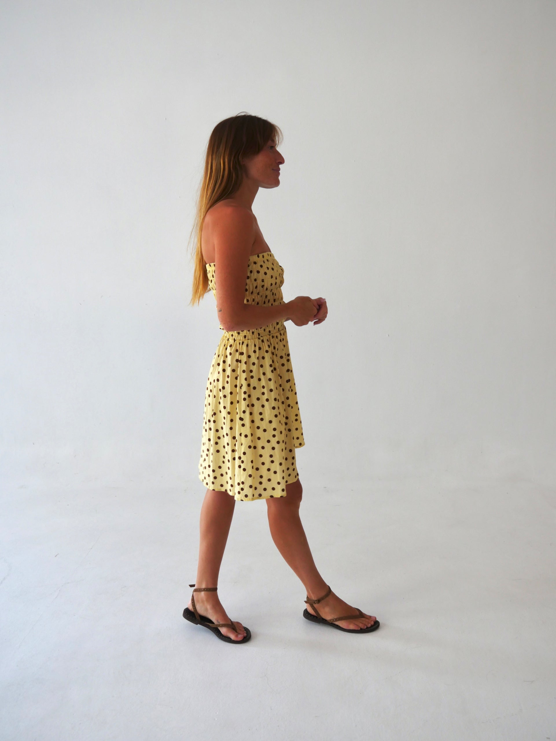 Vestido Corto Emily de Lunares Amarillo