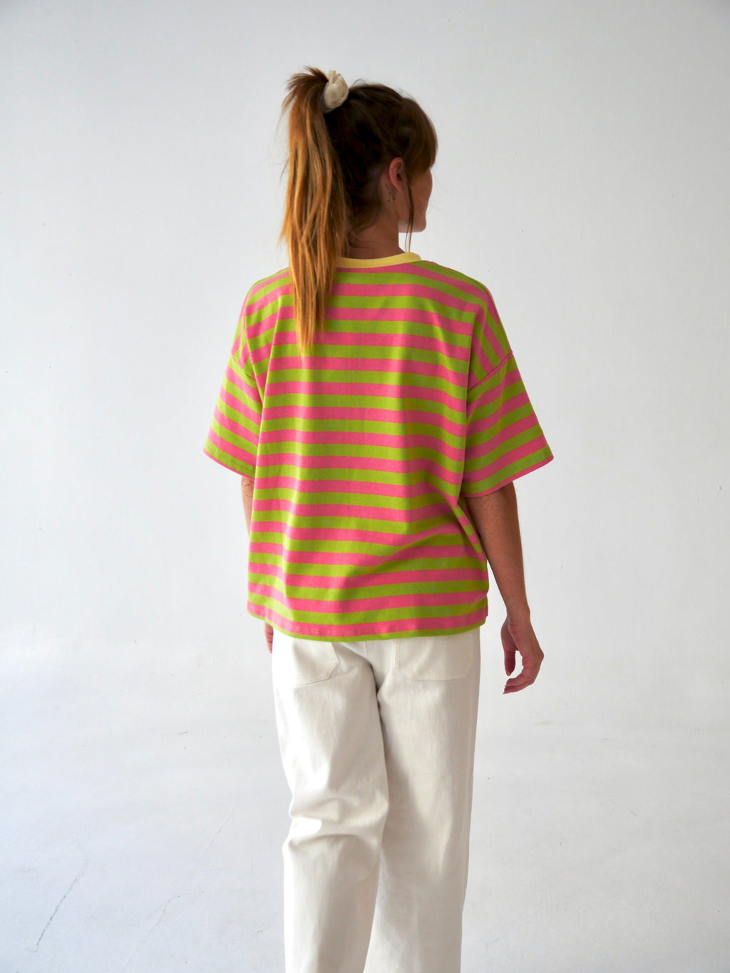 Camiseta Nunu verde y rosa