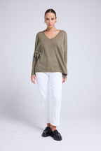 Maglione a poncho con scollo a V Zancha - Verde kaki - Donna