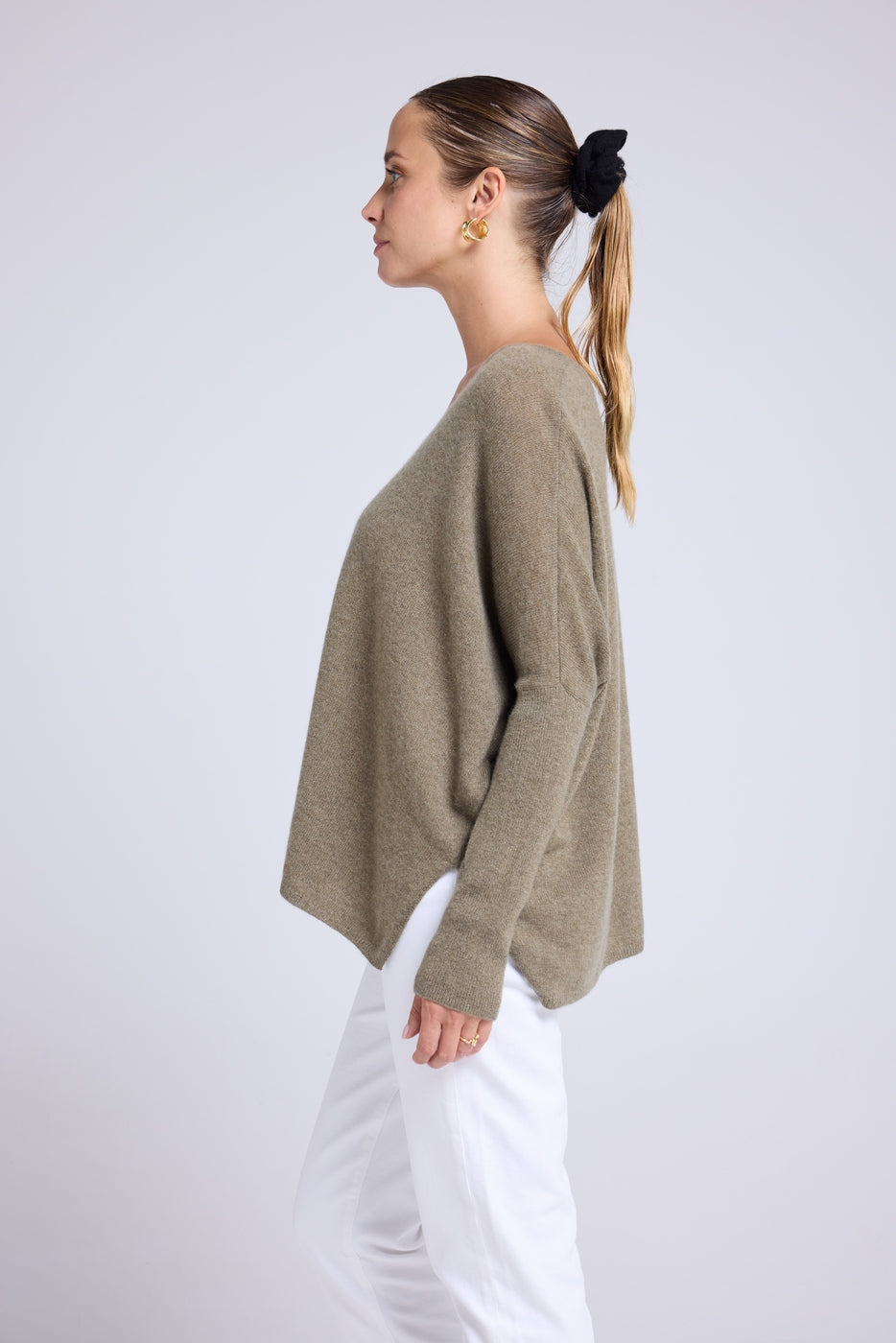 Maglione a poncho con scollo a V Zancha - Verde kaki - Donna