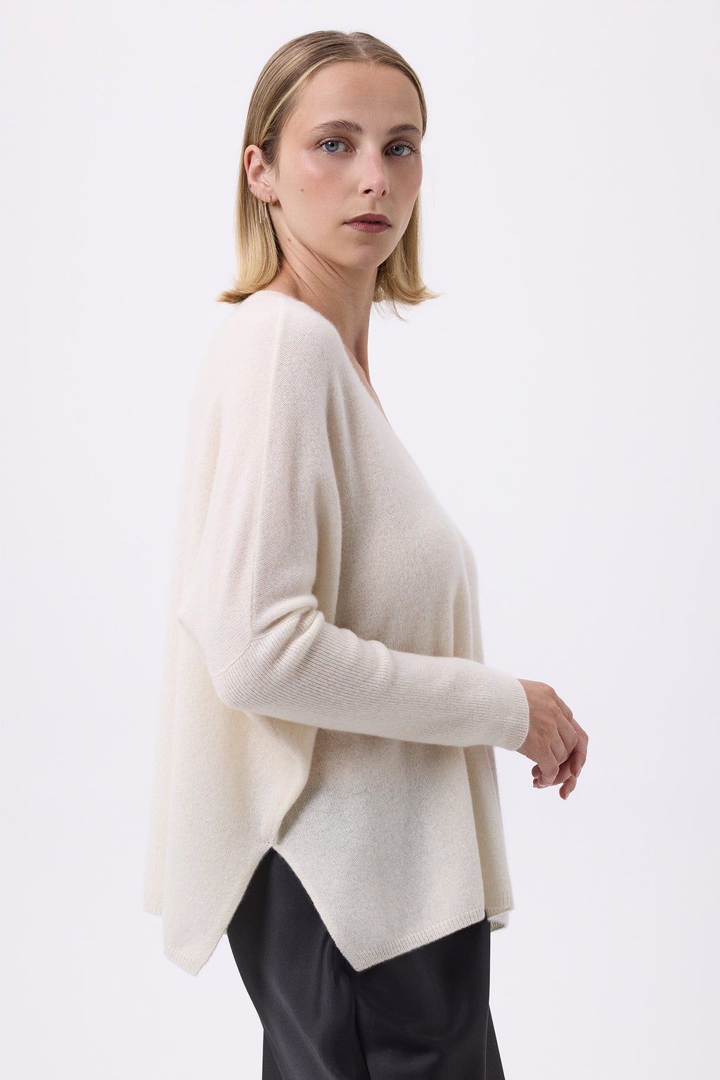 Pull Col V Poncho Zancha - Blanc - Femme