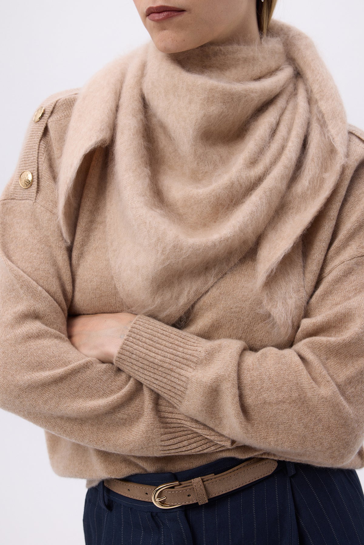 Oversized Trekantet Bandana – Børstet Kaskmirbandana Zeno - Cremebeige - Dame