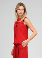An'ge – Chaleco De Traje Zola Rouge, modelo con top rojo sin mangas y pantalón rojo