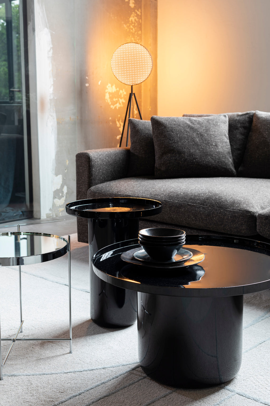 Shiny Bomb - Side Table - Aluminum - Black