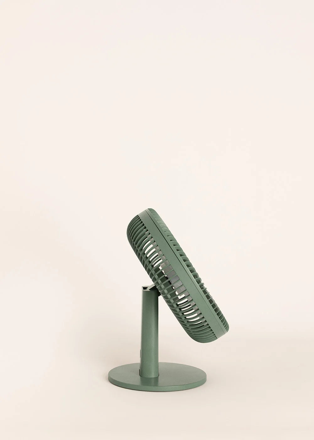 Air Dual Compact - Ventilador de mesa y pared recargable de 10 W - Salvia