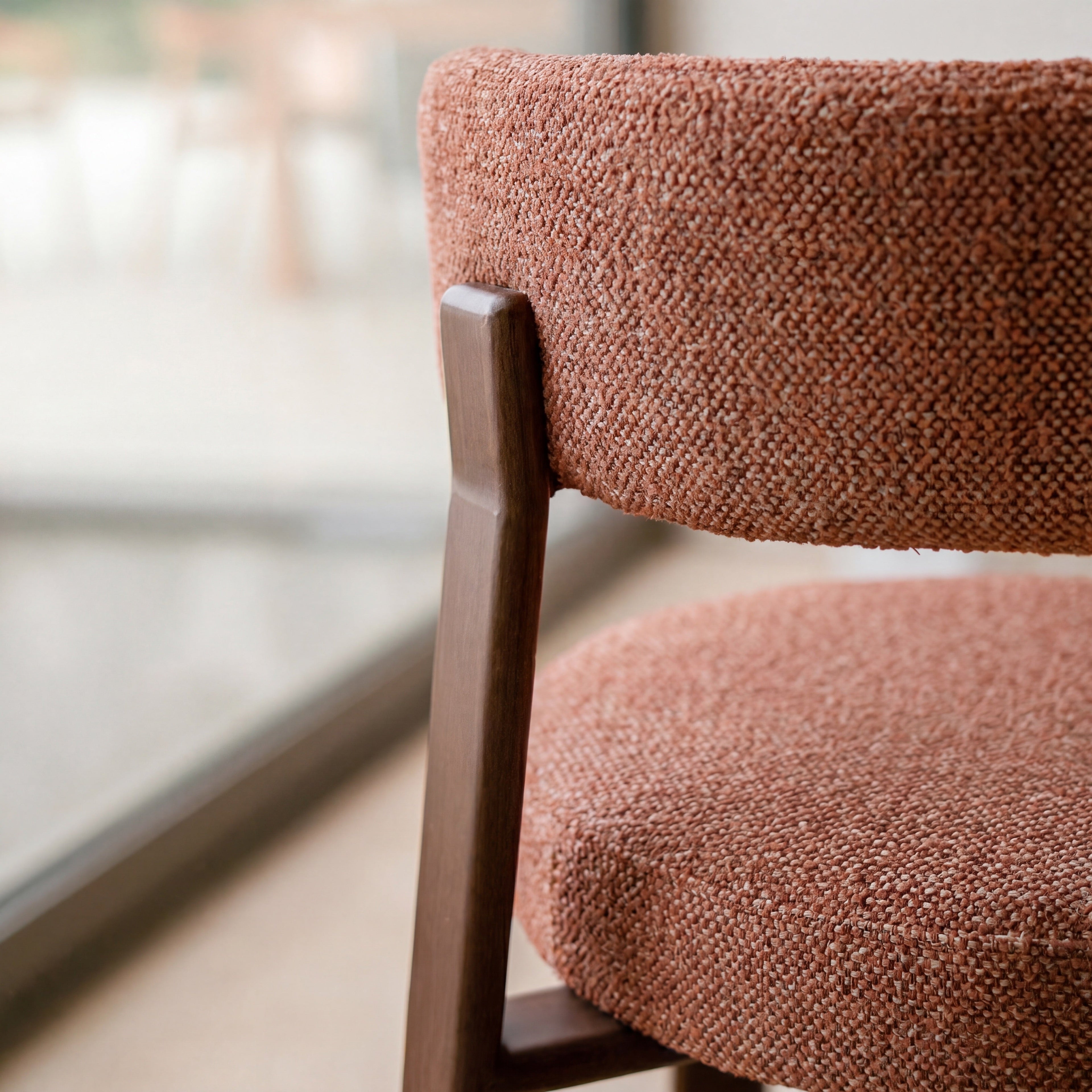 Aura - Lot De 2 Chaises En Tissu Texturé Brun Canelle, Pieds En Métal