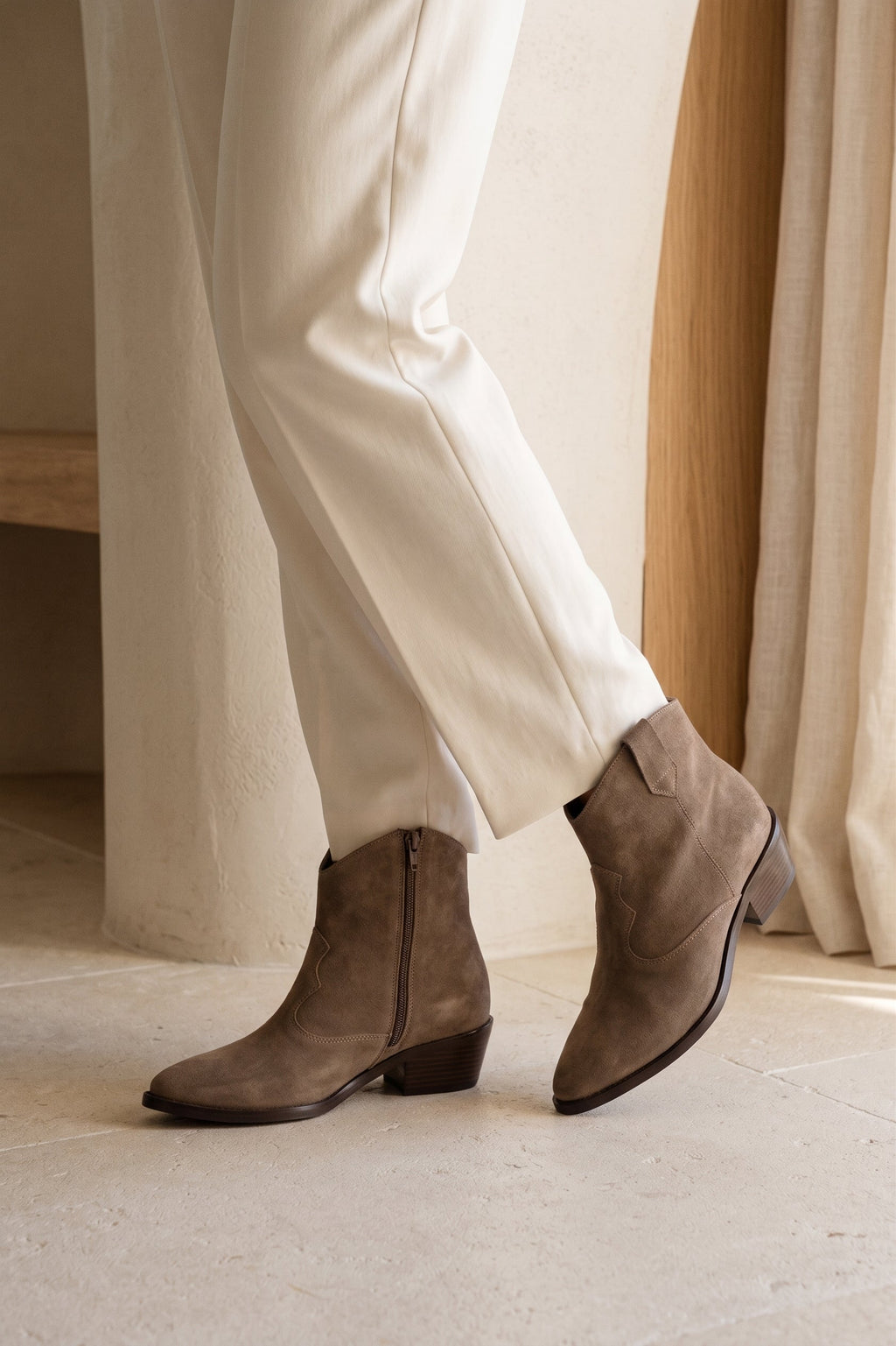 Ava Boots - Taupe