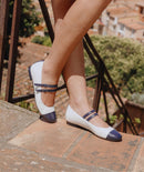 s/files/1/0898/2354/3633/files/ballerines-meredith-navy.jpg_v_67338483915800-2_cc1867a5-f923-4640-bad2-c3c794a3d5a2.jpg?v=1745548778