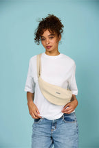 Halbmond-Gürteltasche Andrea – Jute