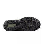 Baskets M2002 - Kaki Foncé, Noir