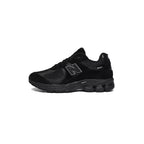 Baskets M2002 - Noir Et Argent