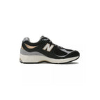 M2002 Trainers - Black/Gold